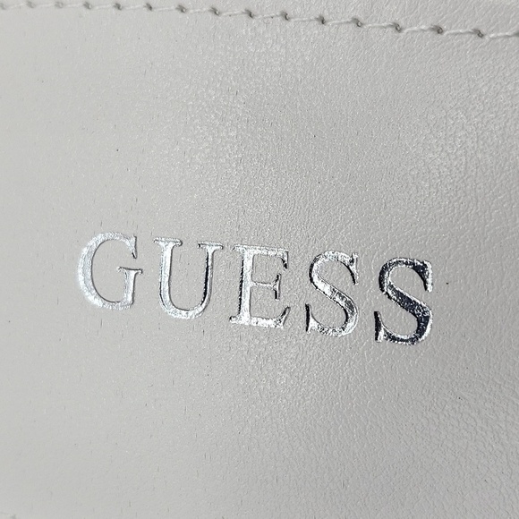 704- Guess Catia Platforms Sandals Size 9.5 M White Color NWT - Picture 9 of 14